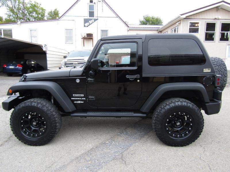 Jeep Wrangler Sport 4WD 2012