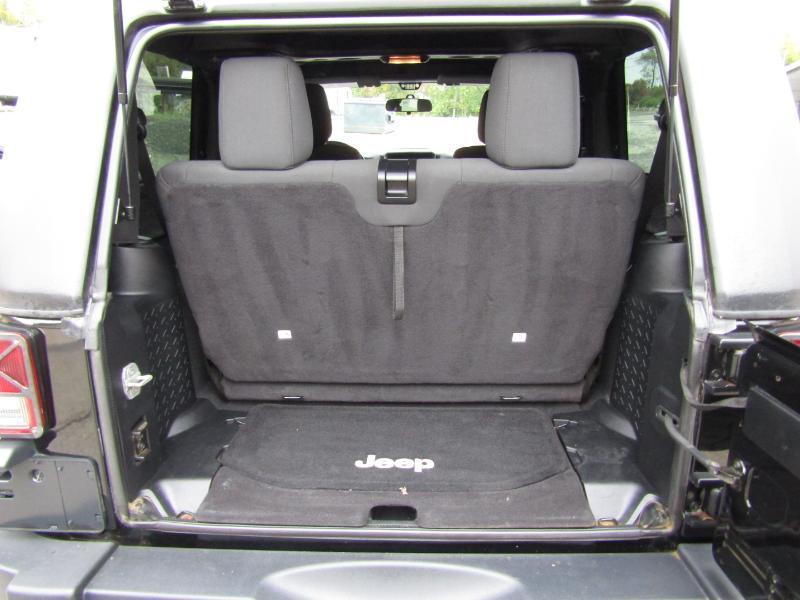 Jeep Wrangler Sport 4WD 2012