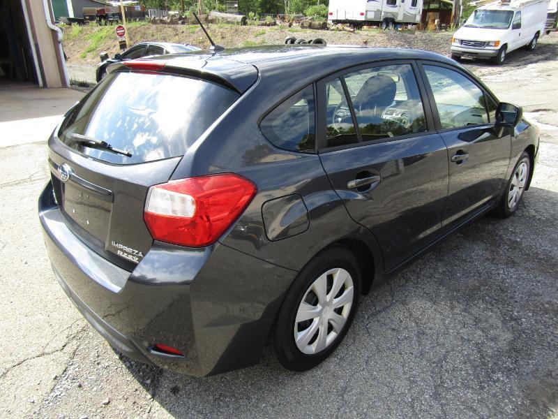 Subaru Impreza Base 5-Door 2014