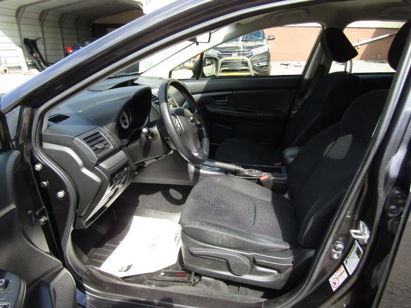 Subaru Impreza Base 5-Door 2014