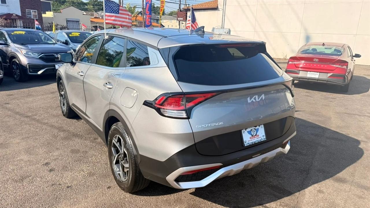 Kia Sportage LX FWD 2023