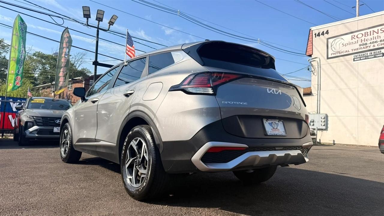 Kia Sportage LX FWD 2023