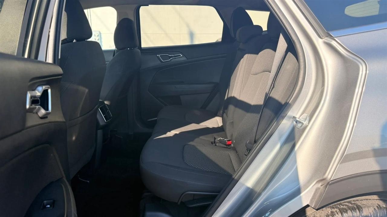 Kia Sportage LX FWD 2023