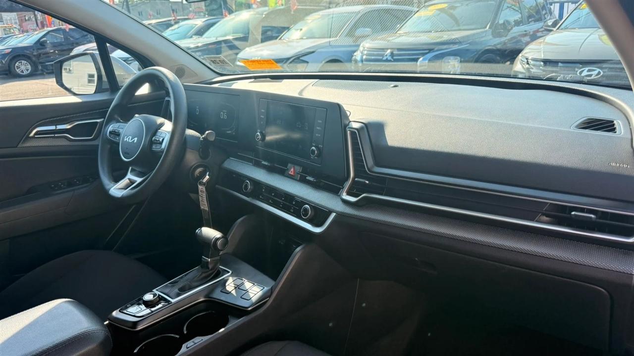 Kia Sportage LX FWD 2023