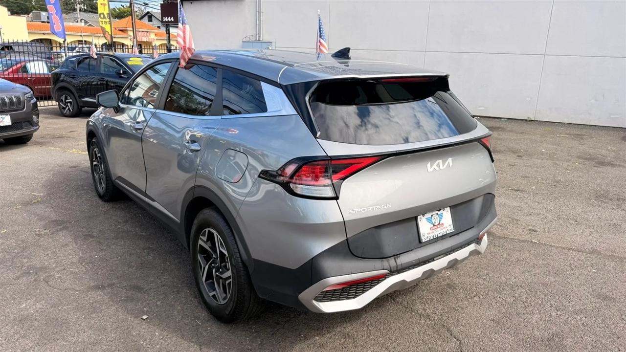 Kia Sportage LX FWD 2023