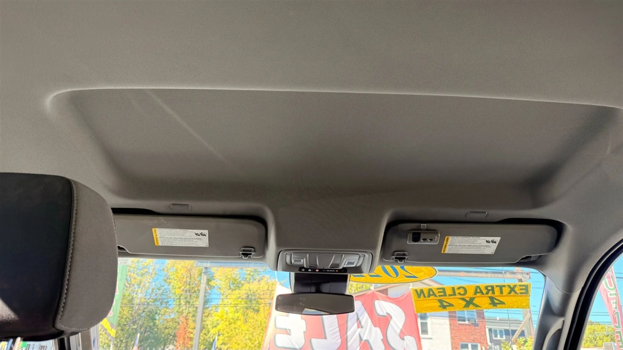 Chevrolet Silverado 1500 Custom Crew Cab 4WD 2022 Chevrolet Silverado 1500 Custom Crew Cab 4WD 2022