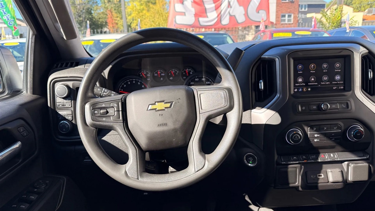 Chevrolet Silverado 1500 Custom Crew Cab 4WD 2022 Chevrolet Silverado 1500 Custom Crew Cab 4WD 2022