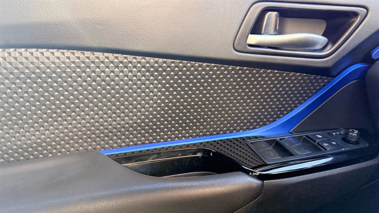 Toyota C-HR XLE 2021 Toyota C-HR XLE 2021