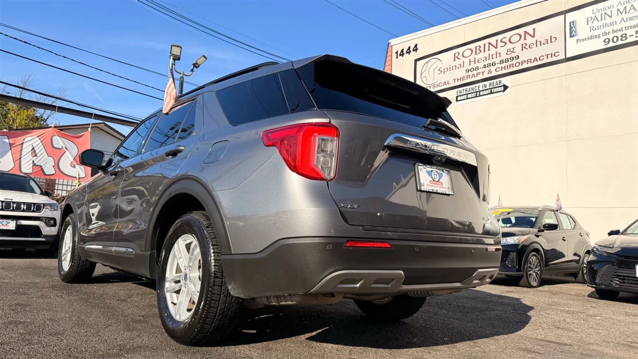 Ford Explorer XLT AWD 2024 Ford Explorer XLT AWD 2024