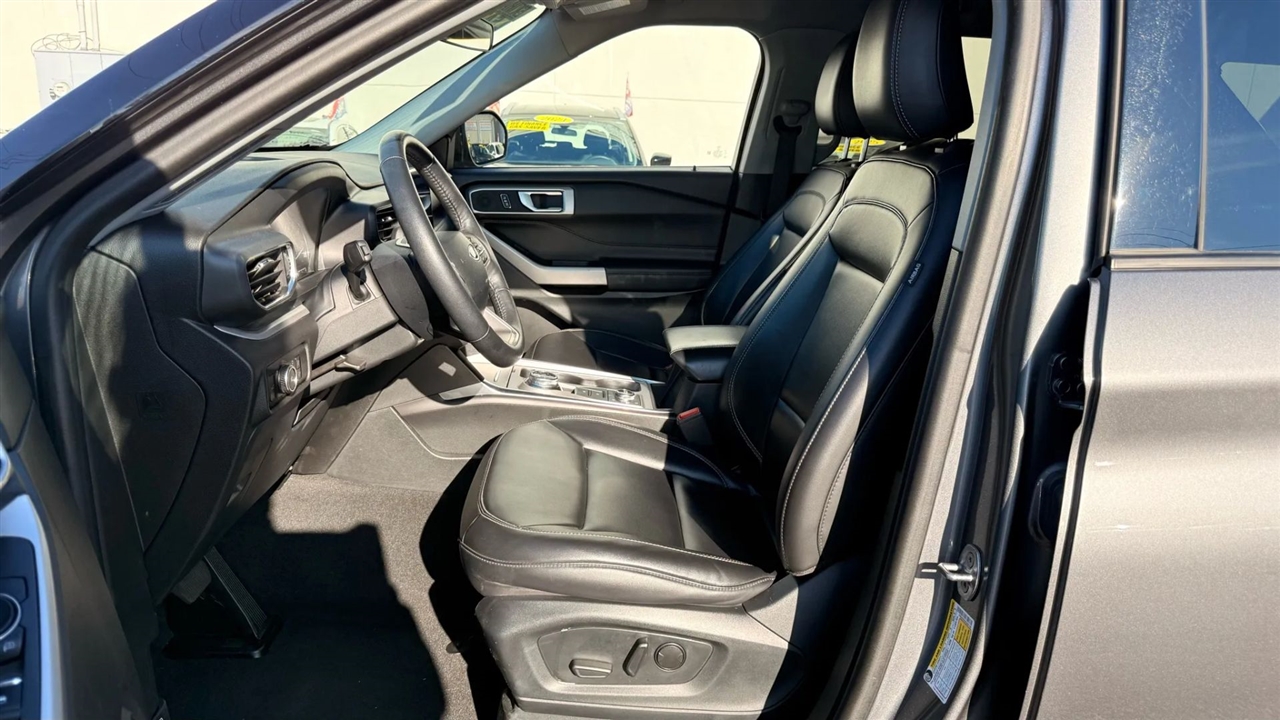 Ford Explorer XLT AWD 2024 Ford Explorer XLT AWD 2024