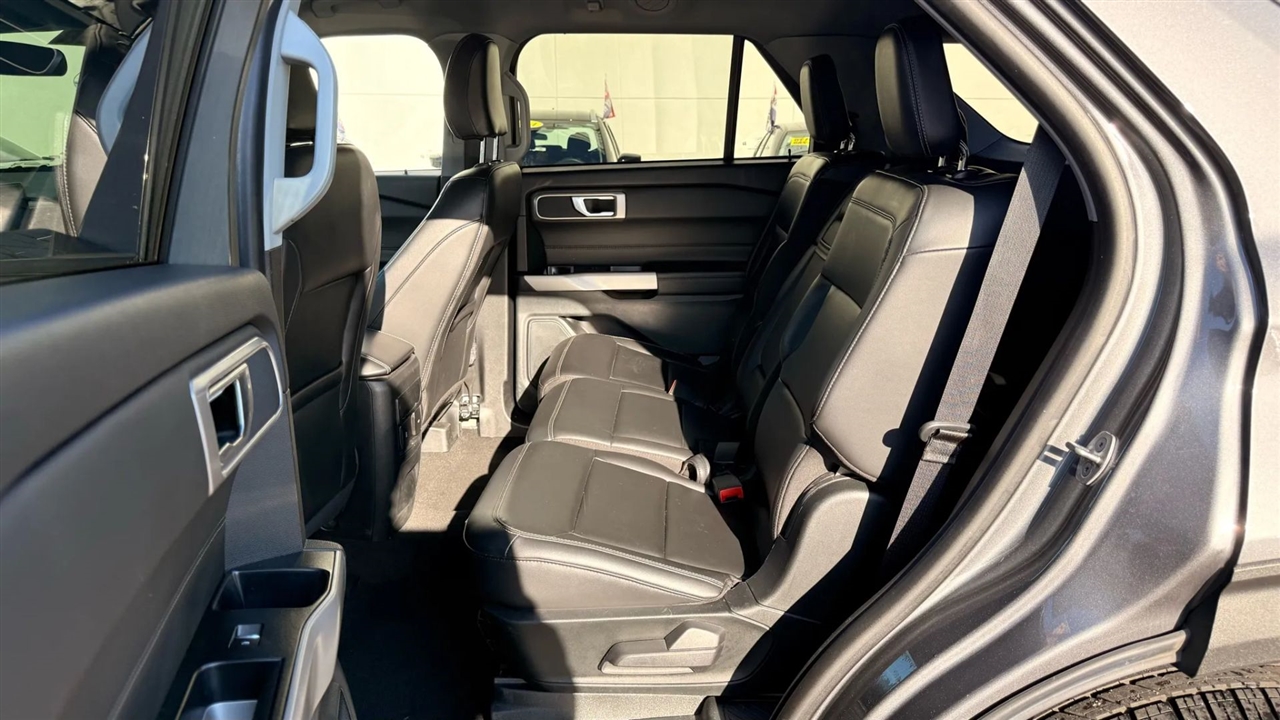 Ford Explorer XLT AWD 2024 Ford Explorer XLT AWD 2024