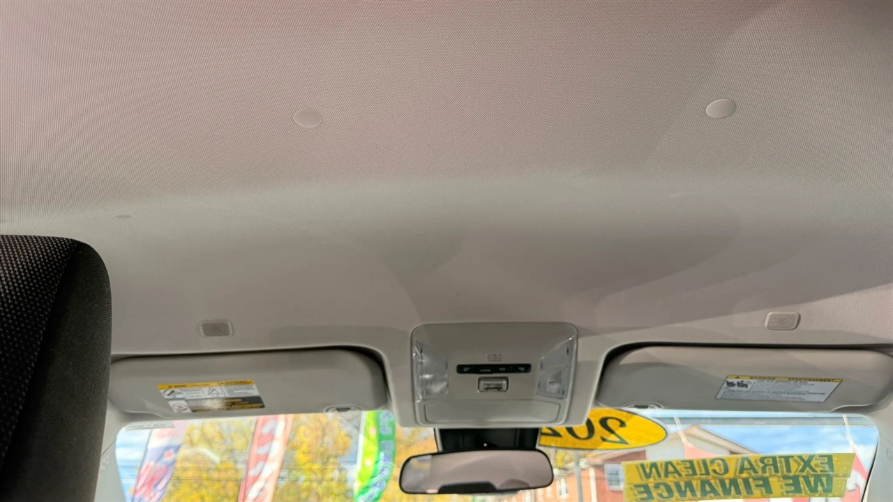 Toyota RAV4 LE AWD 2024 Toyota RAV4 LE AWD 2024