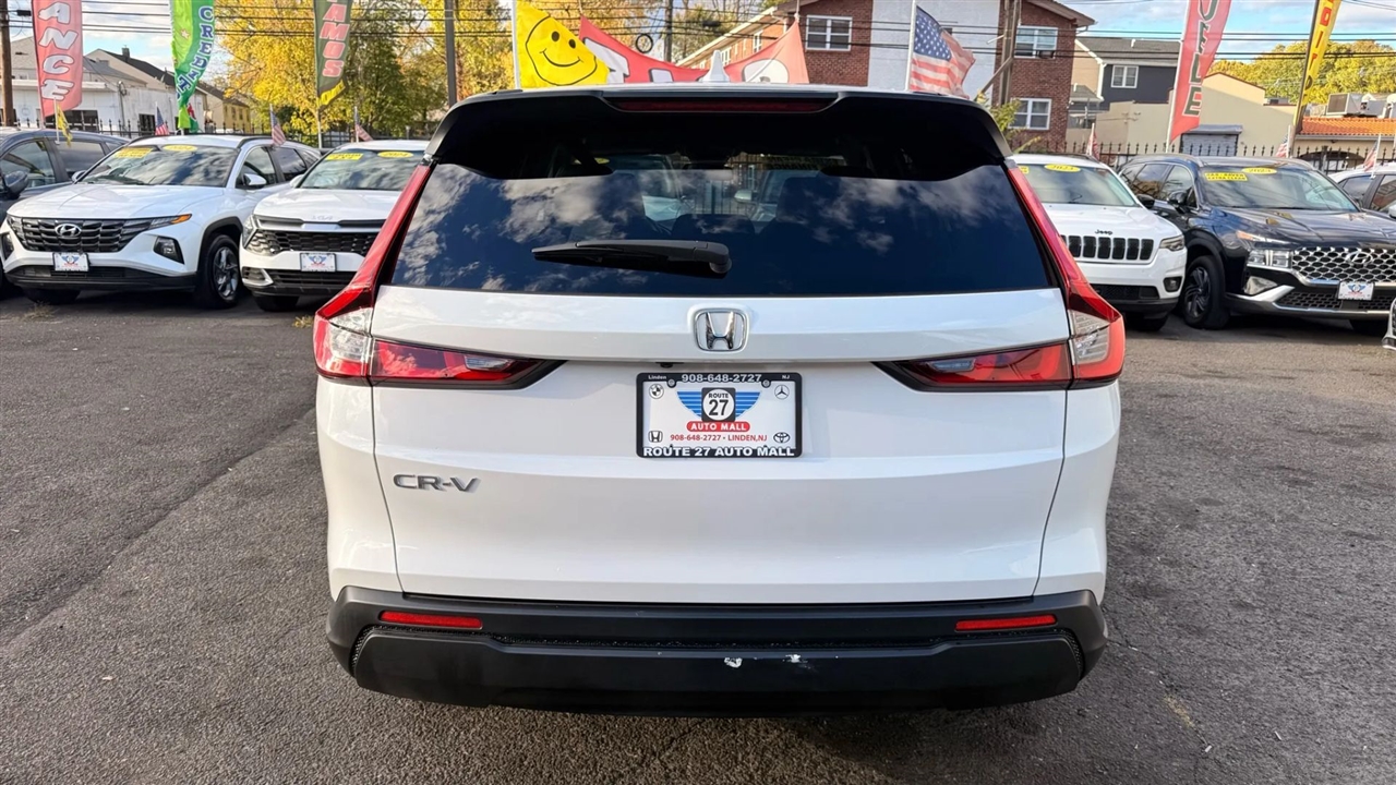 Honda CR-V LX 2WD 2025 Honda CR-V LX 2WD 2025