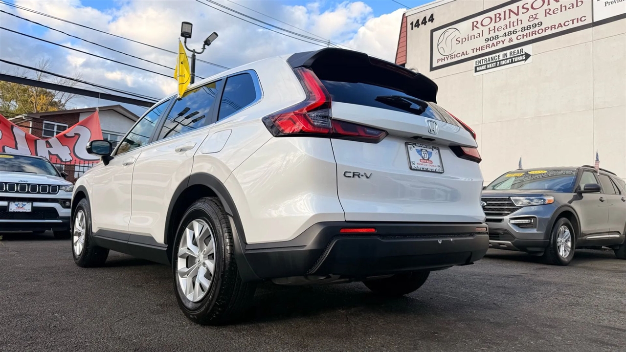 Honda CR-V LX 2WD 2025 Honda CR-V LX 2WD 2025
