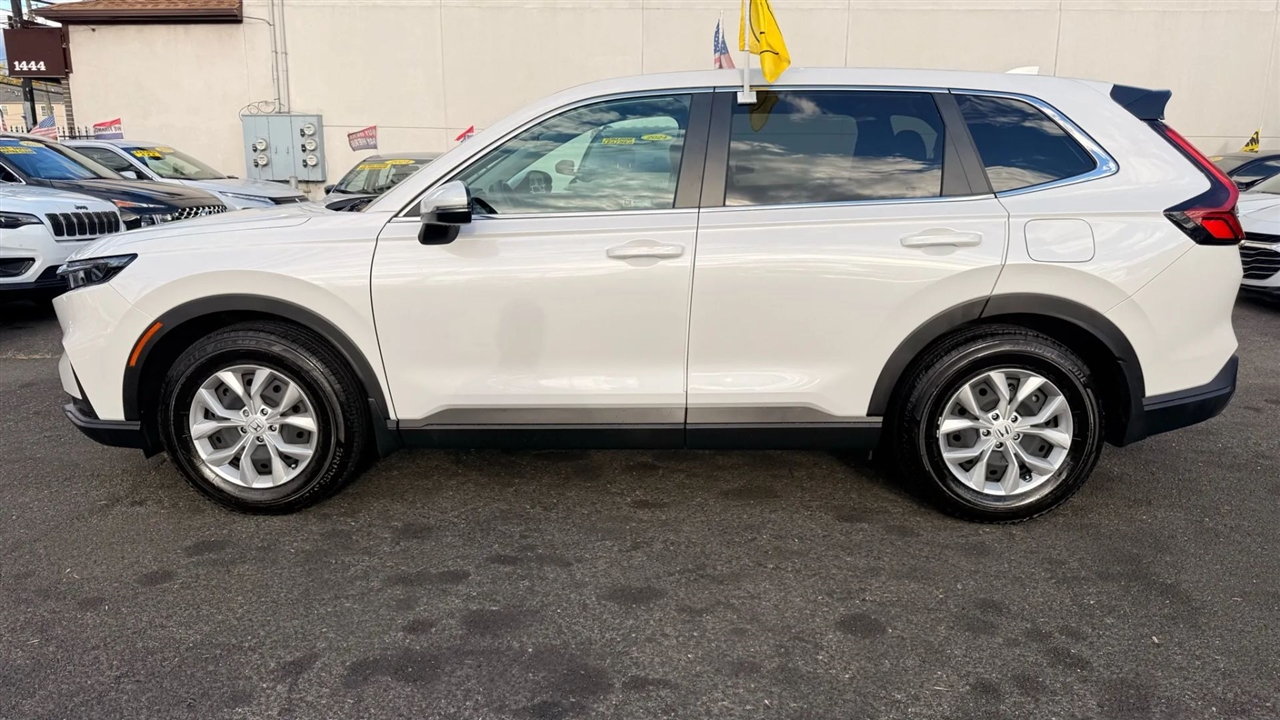 Honda CR-V LX 2WD 2025 Honda CR-V LX 2WD 2025