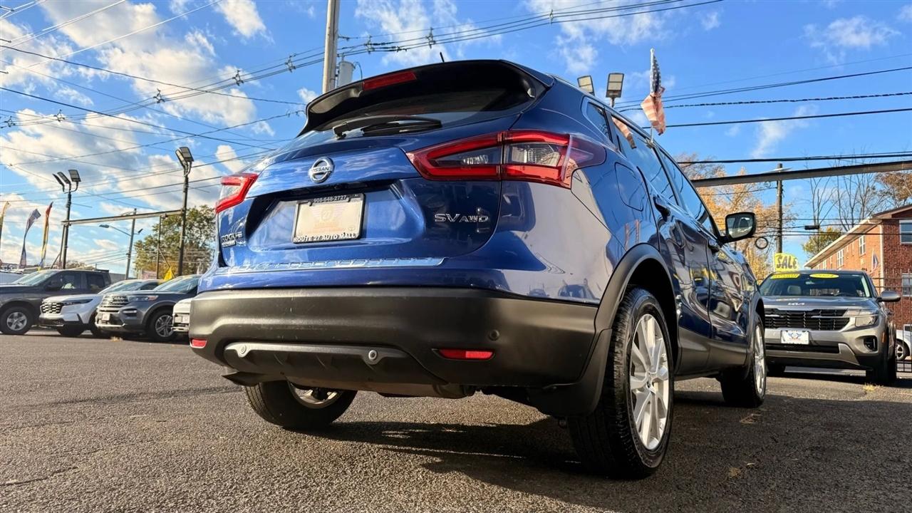 Nissan Rogue Sport SV AWD 2022
