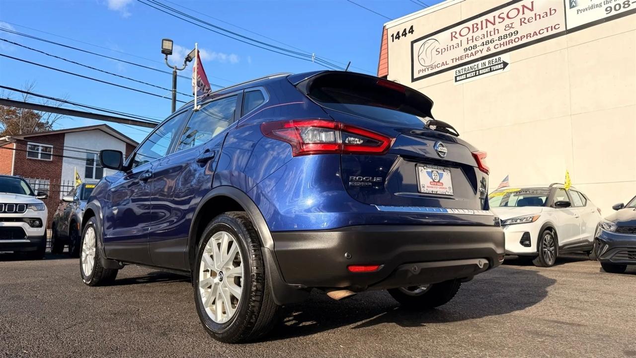 Nissan Rogue Sport SV AWD 2022