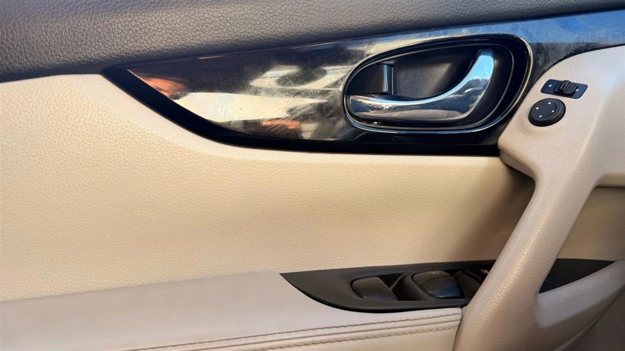 Nissan Rogue Sport SV AWD 2022