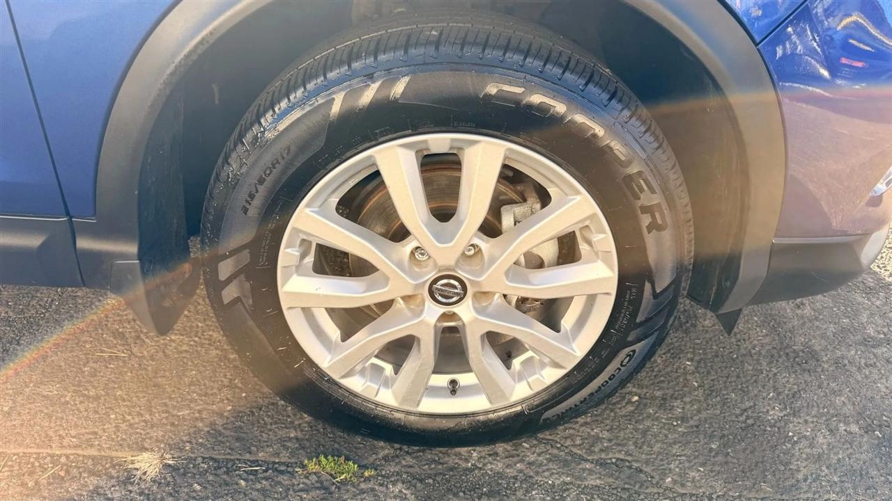 Nissan Rogue Sport SV AWD 2022