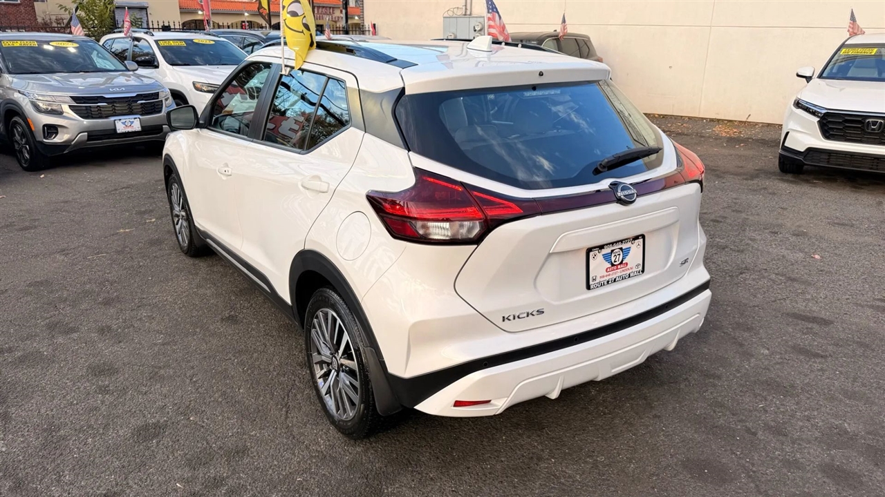 Nissan Kicks SR 2023 Nissan Kicks SR 2023