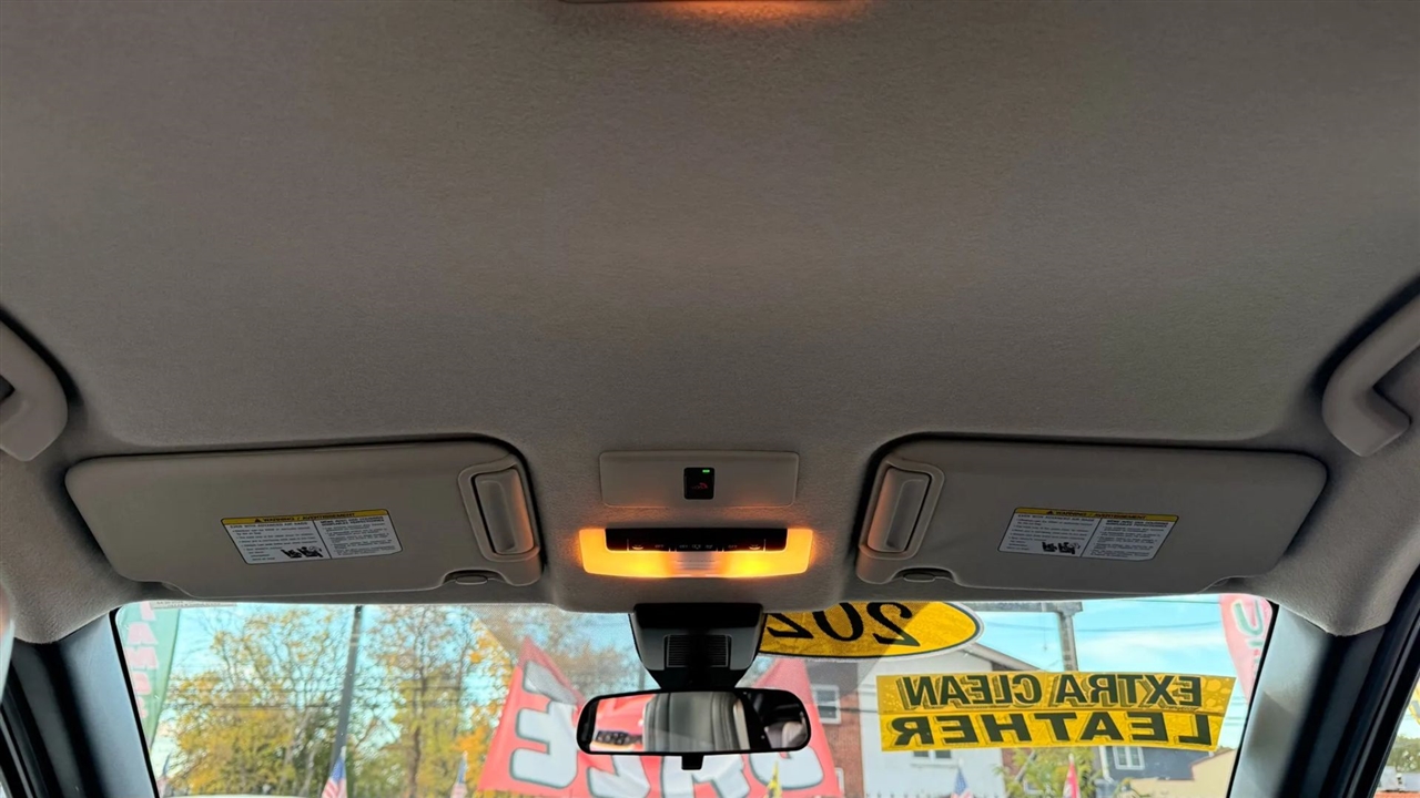 Nissan Kicks SR 2023 Nissan Kicks SR 2023