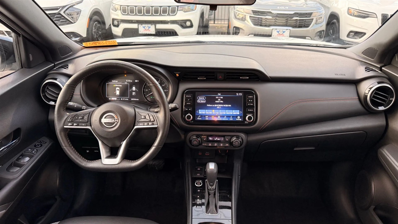 Nissan Kicks SR 2023 Nissan Kicks SR 2023