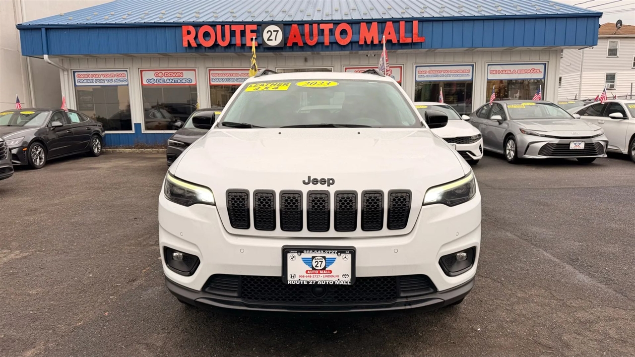 Jeep Cherokee Latitude Lux 4WD 2023