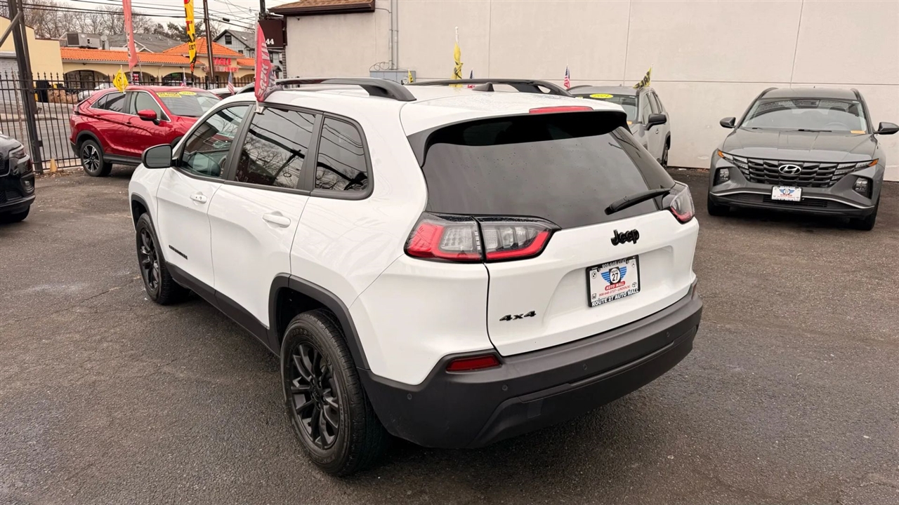 Jeep Cherokee Latitude Lux 4WD 2023