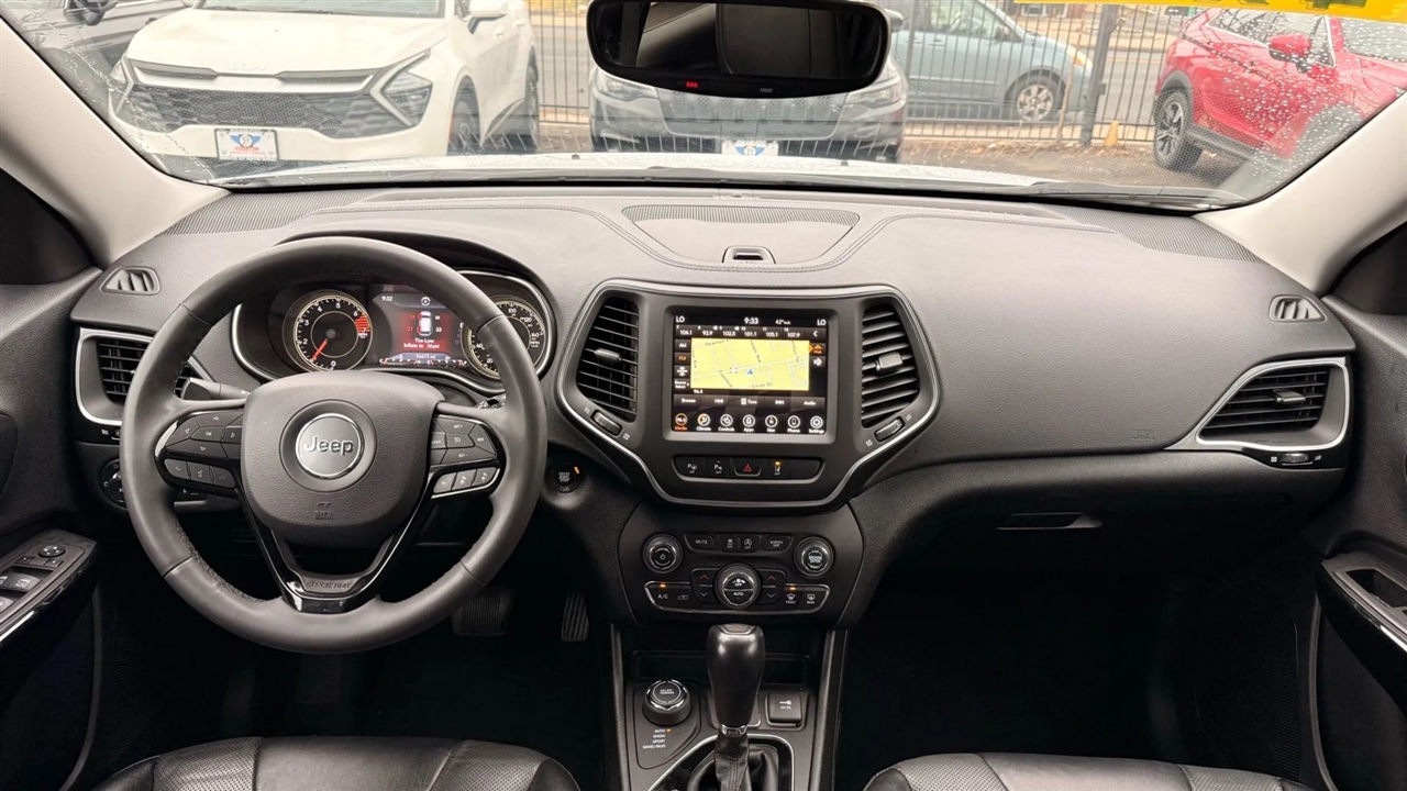 Jeep Cherokee Latitude Lux 4WD 2023