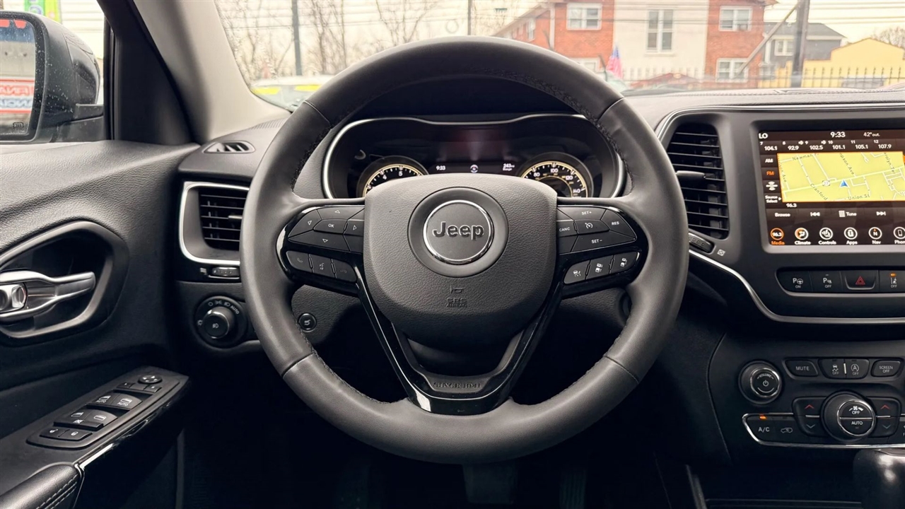 Jeep Cherokee Latitude Lux 4WD 2023