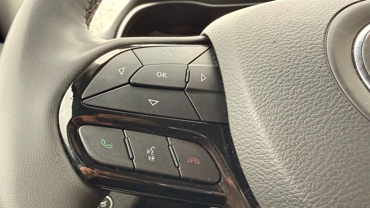 Jeep Cherokee Latitude Lux 4WD 2023