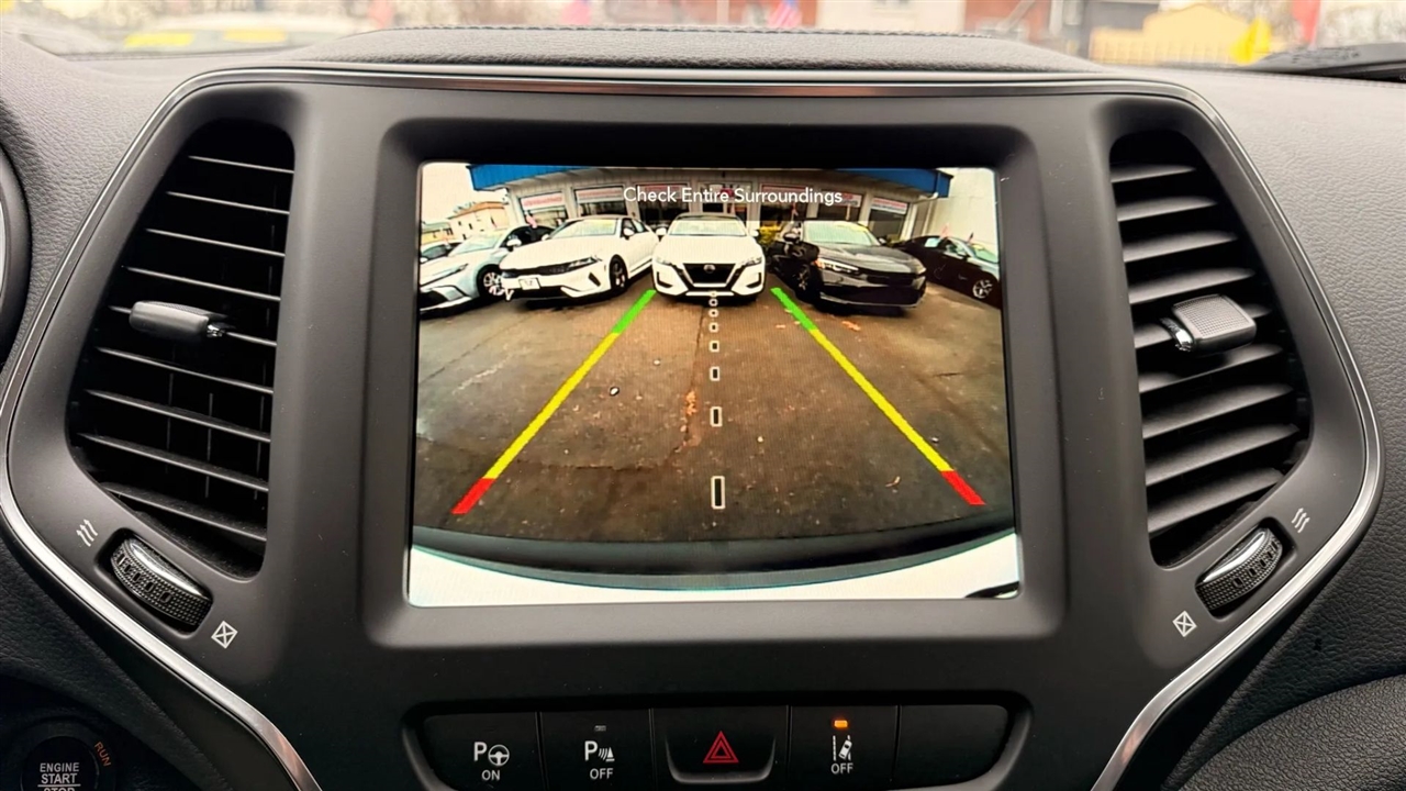 Jeep Cherokee Latitude Lux 4WD 2023