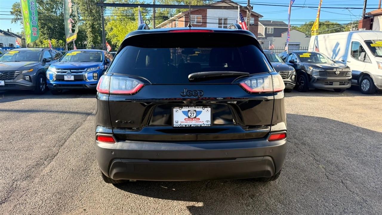 Jeep Cherokee Latitude Lux 4WD 2023