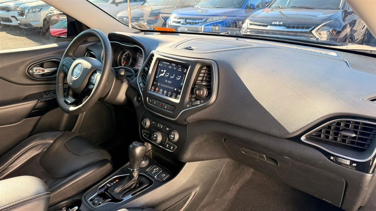 Jeep Cherokee Latitude Lux 4WD 2023