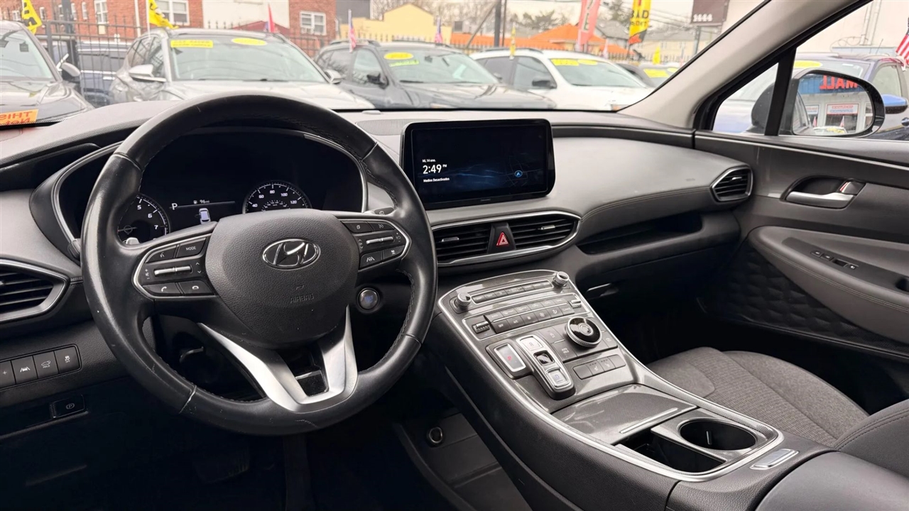 Hyundai Santa Fe SEL 2023