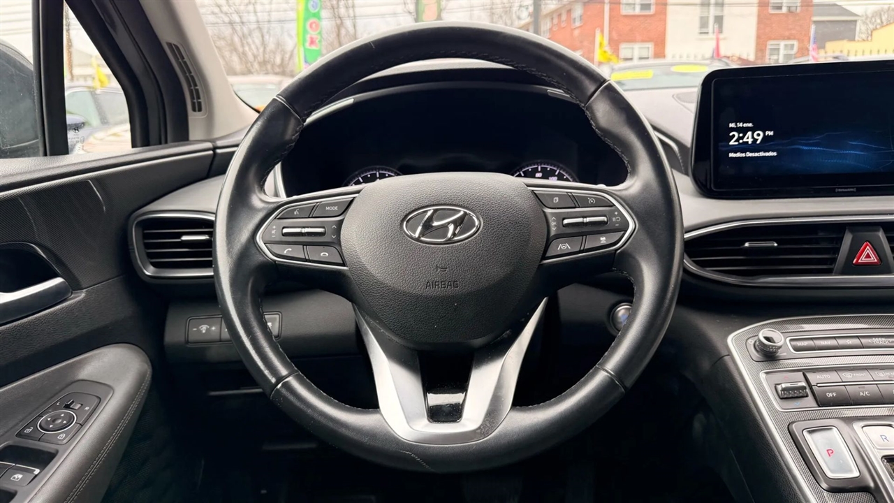Hyundai Santa Fe SEL 2023
