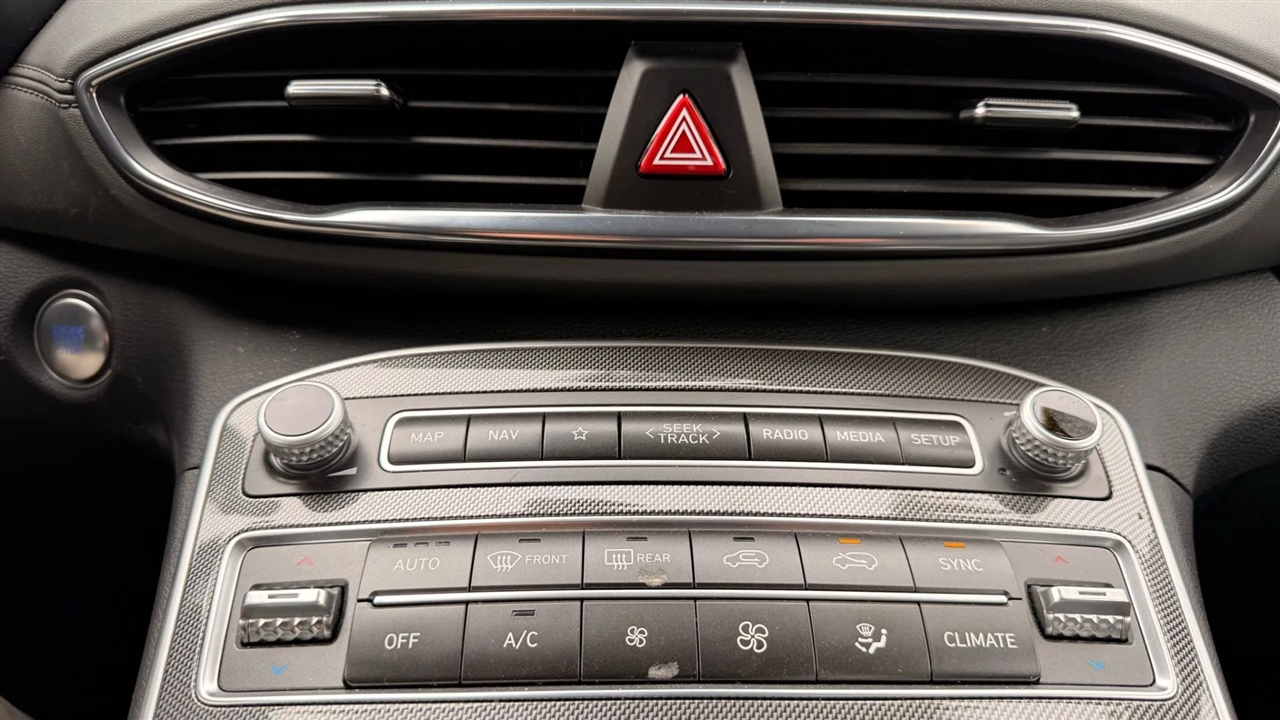 Hyundai Santa Fe SEL 2023