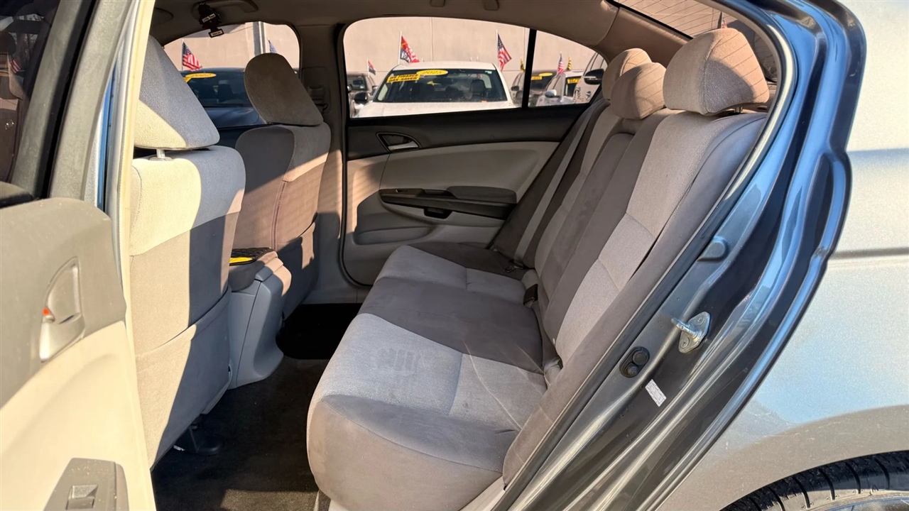 Honda Accord LX sedan AT 2008