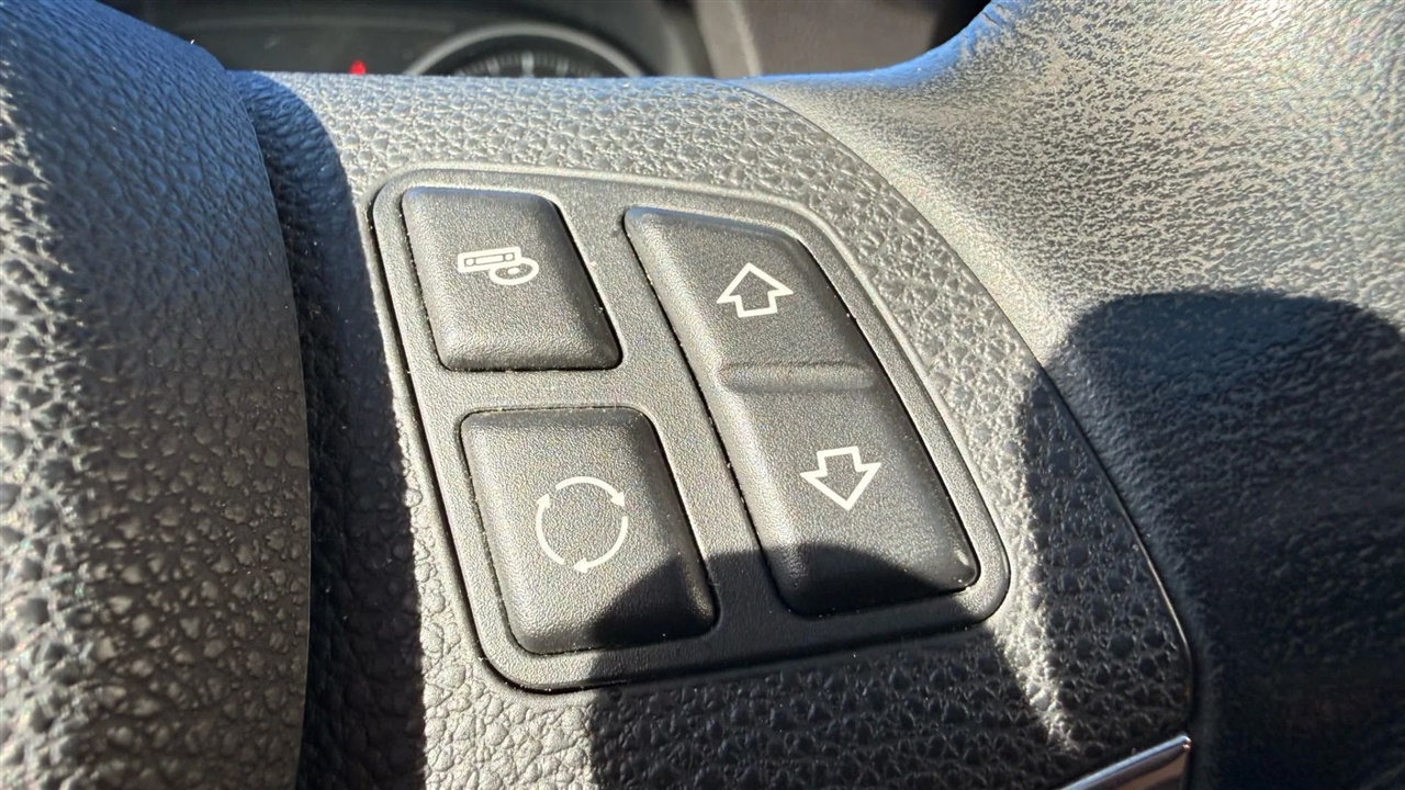 BMW 3-Series 328i xDrive Coupe - SULEV 2012