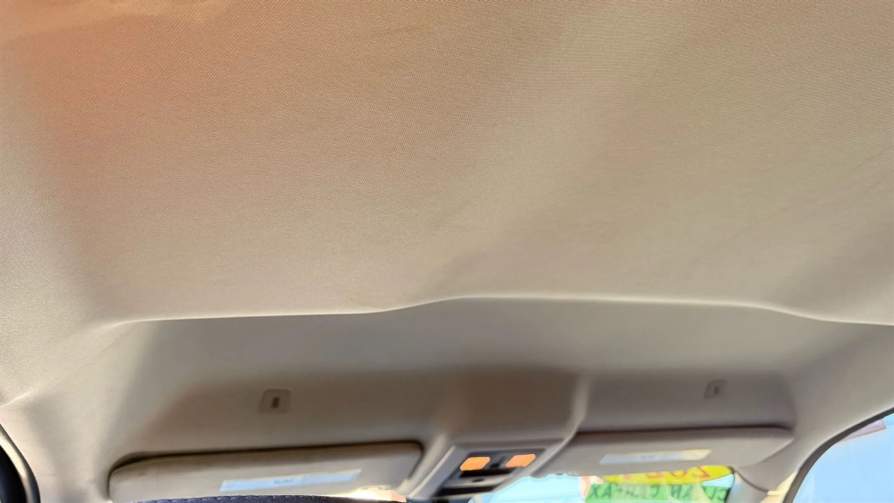 RAM 1500 SLT Quad Cab 4WD 2024