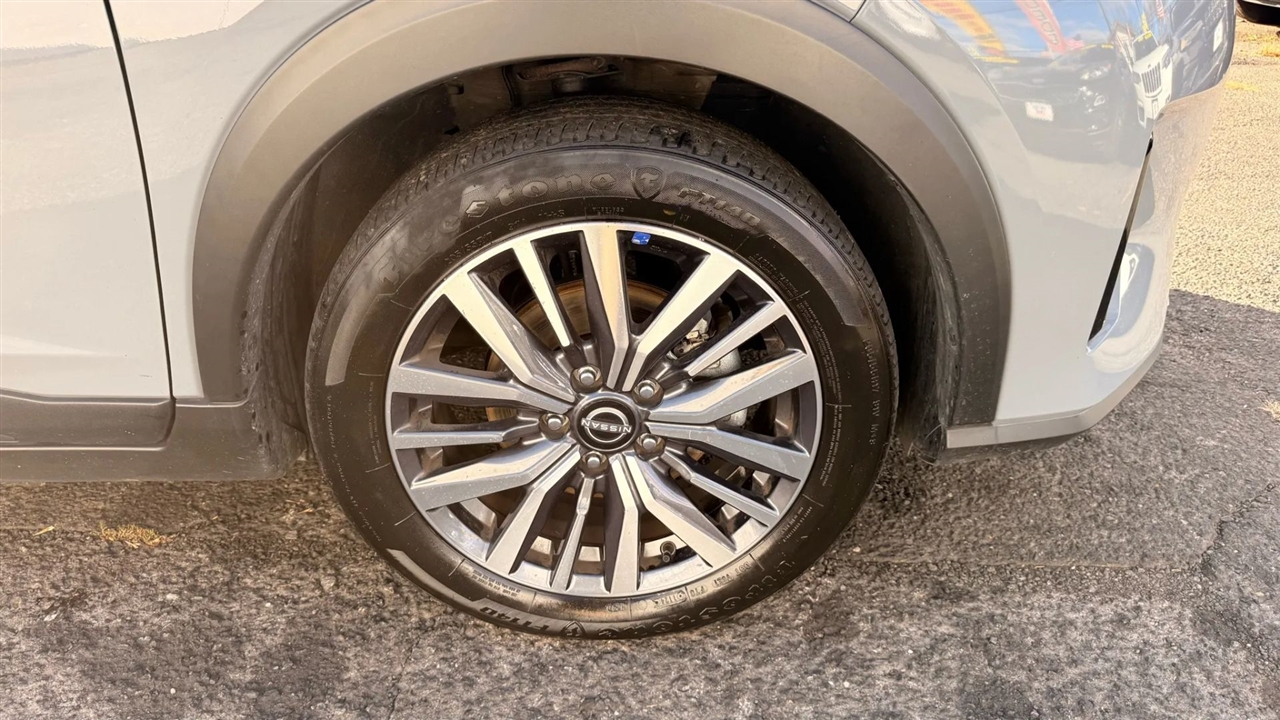 Nissan Kicks SV 2024