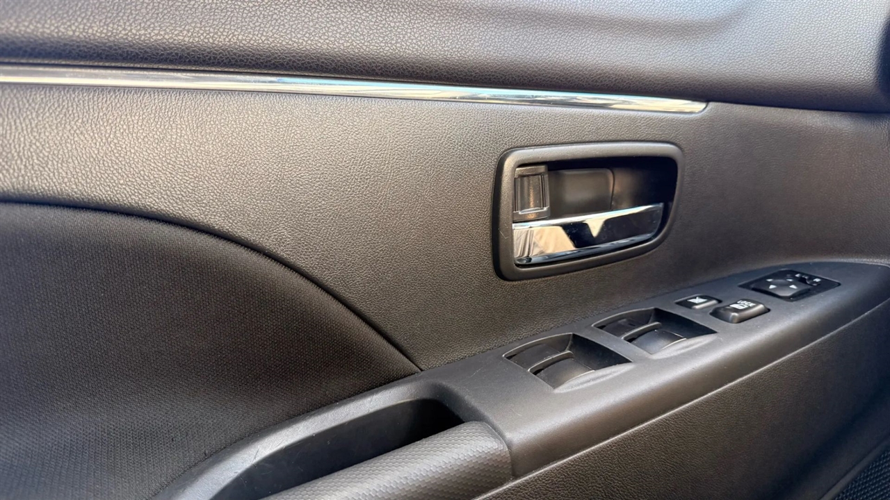 Mitsubishi Outlander Sport 2.0 ES 4WD 2024