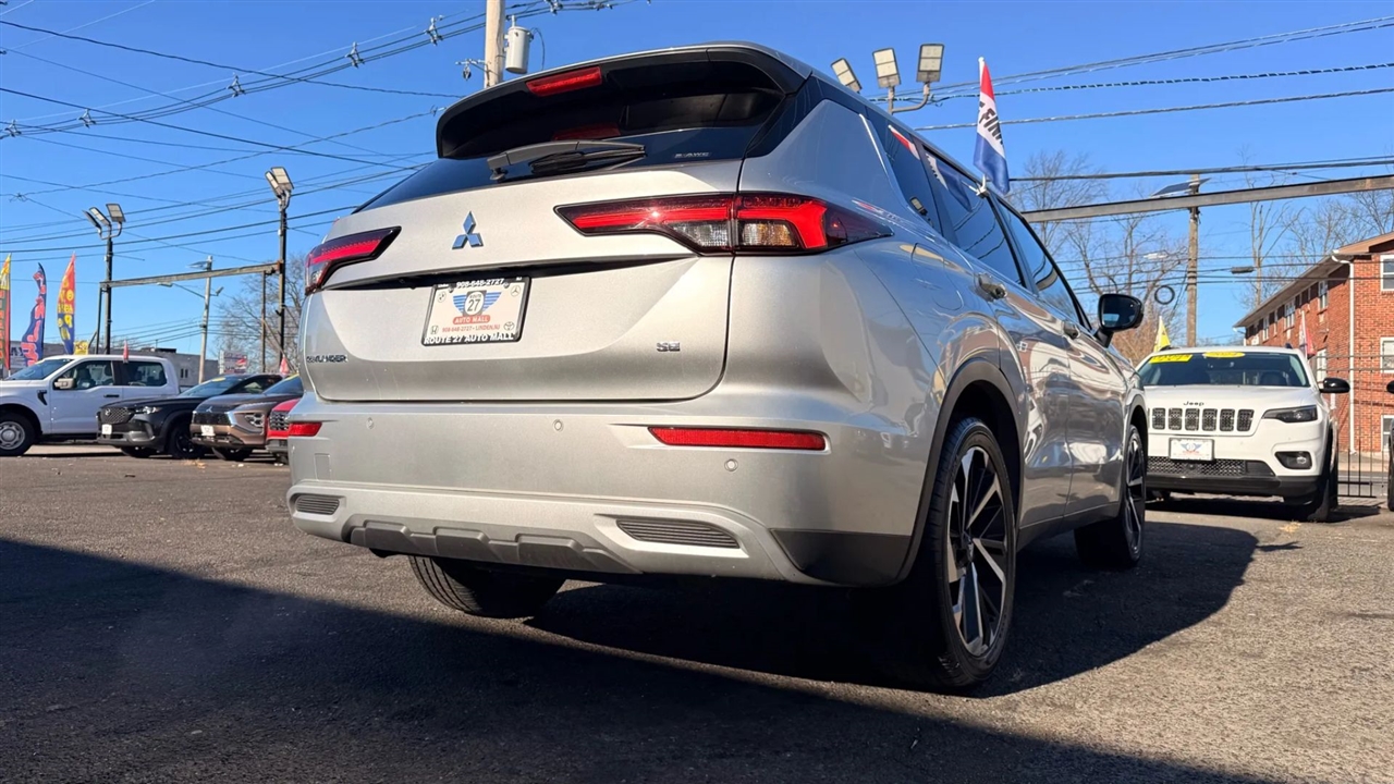 Mitsubishi Outlander SE 4WD 2024