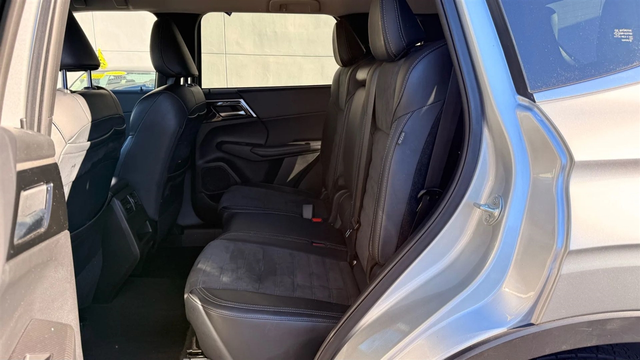 Mitsubishi Outlander SE 4WD 2024