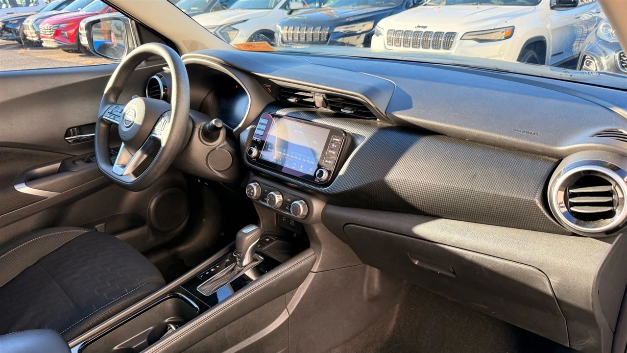 Nissan Kicks SV 2024