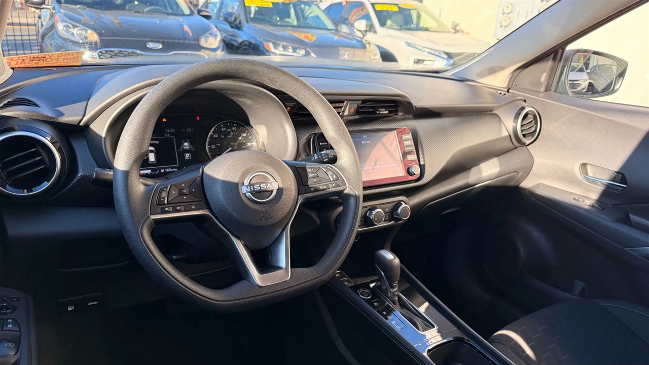 Nissan Kicks SV 2024