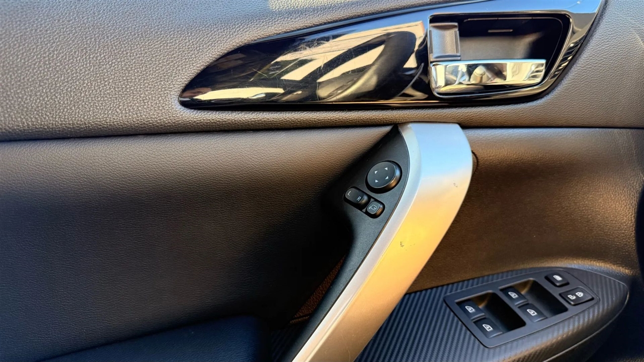 Mitsubishi Eclipse Cross SEL AWD 2024