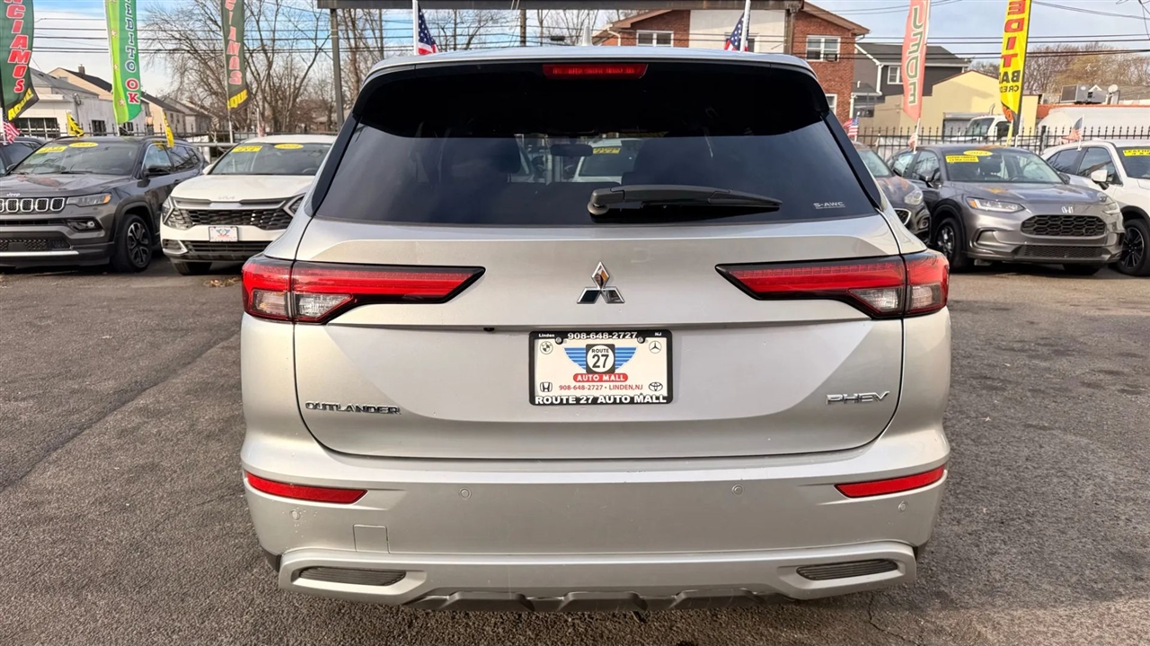 Mitsubishi Outlander SE 4WD 2024