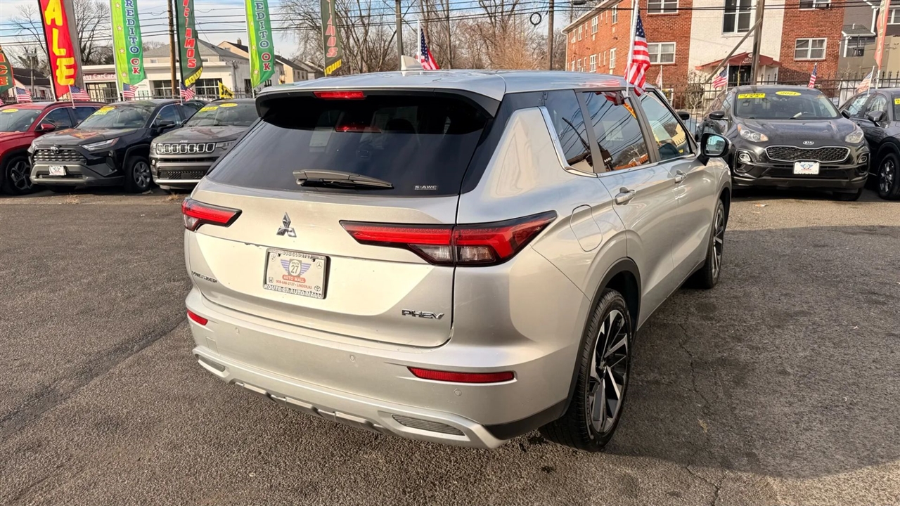 Mitsubishi Outlander SE 4WD 2024