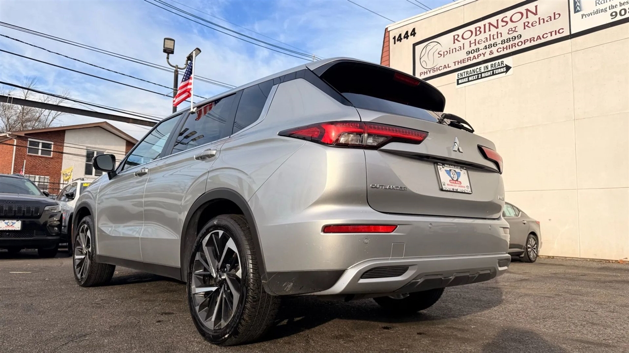 Mitsubishi Outlander SE 4WD 2024